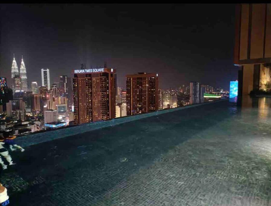 1+ 1 Bedroom 4-5Pax/Klcc/ Bukit Bintang/City View/Mrt Kuala Lumpur Luaran gambar
